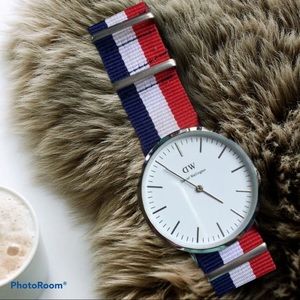 NWT Daniel Wellington Classic Cambridge